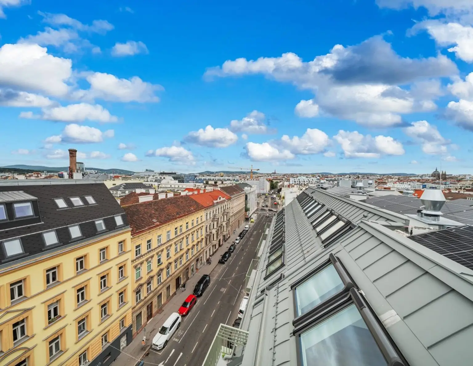 Urbanes Wohnen über den Dächern der Stadt