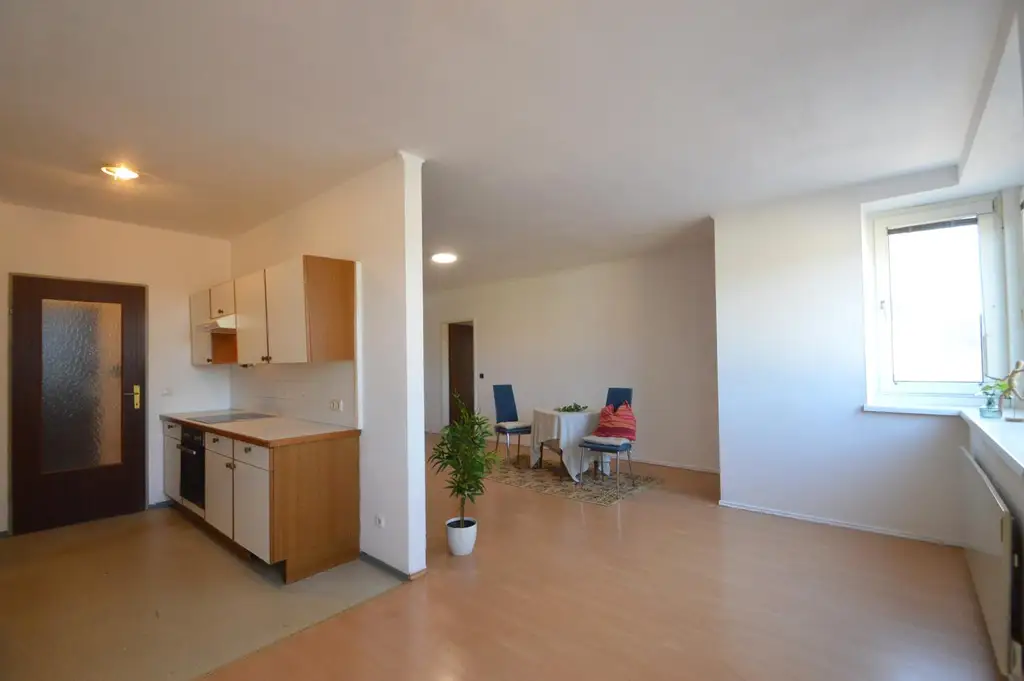 Zentrale 3-Zimmer Wohnung mit Tiefgaragenstellplatz