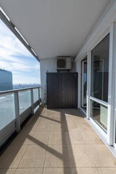 2-Zimmer-Wohnung mit atemberaubendem Wien-Panorama im Mischek Tower