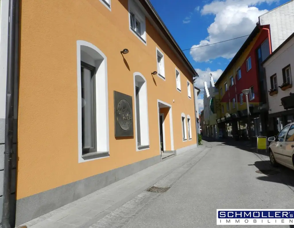 Charmante 2 Zimmer-Dachgeschoss-Wohnung im Zentrum