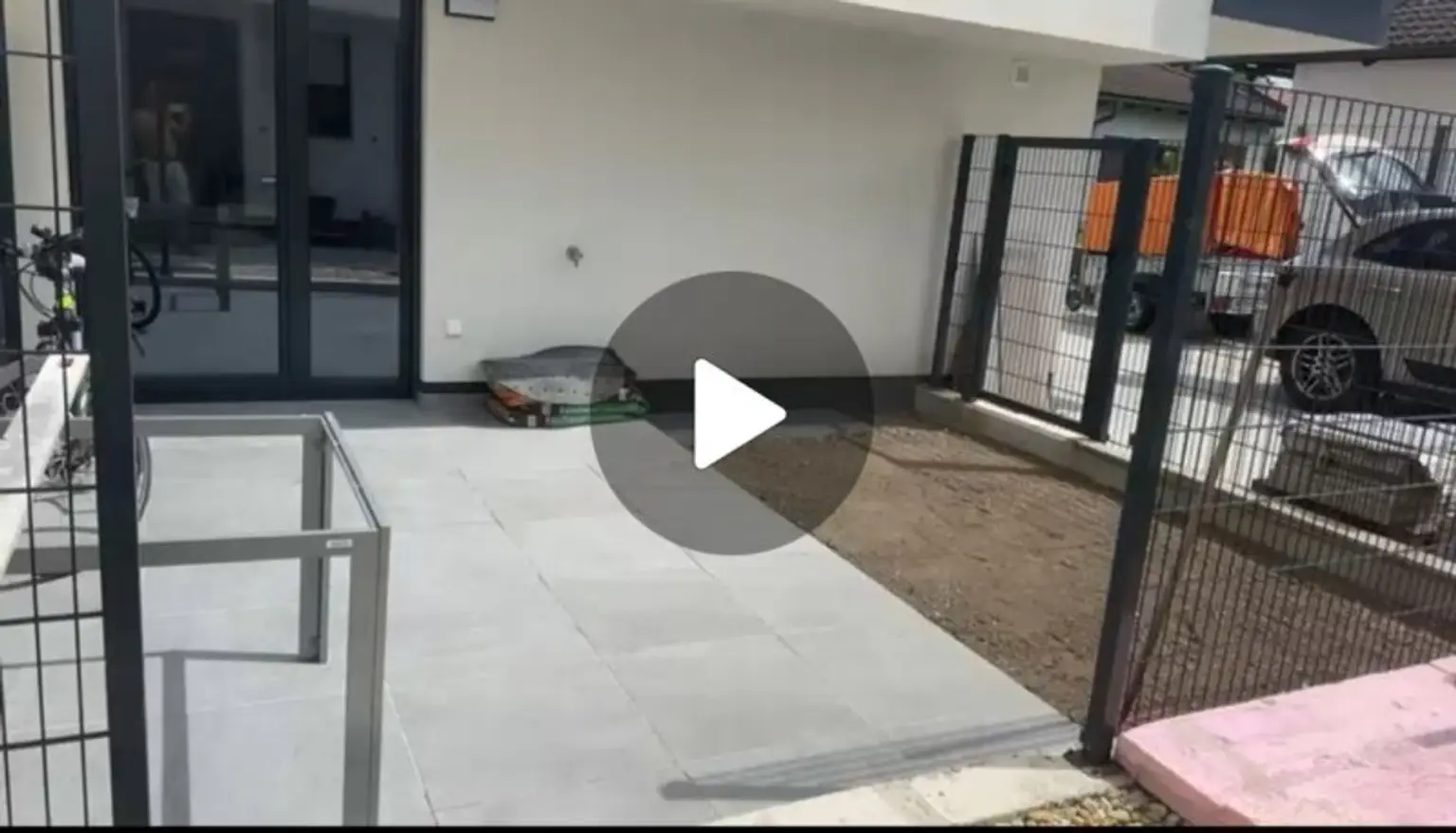 Moderne Erstbezug-Wohnung mit Garten inkl.Heizung und Warmwasser!! Vollmöbliert !!