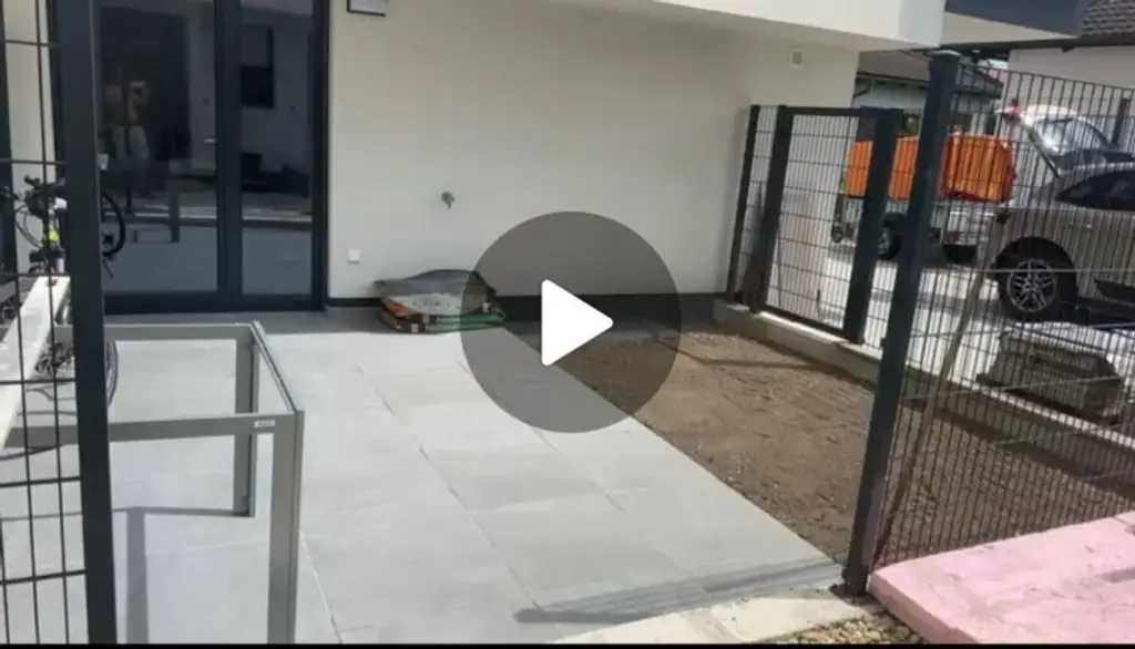 Moderne Erstbezug-Wohnung mit Garten inkl.Heizung und Warmwasser!! Vollmöbliert !!