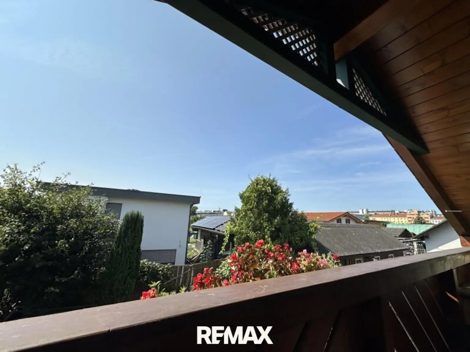 12 Balkon