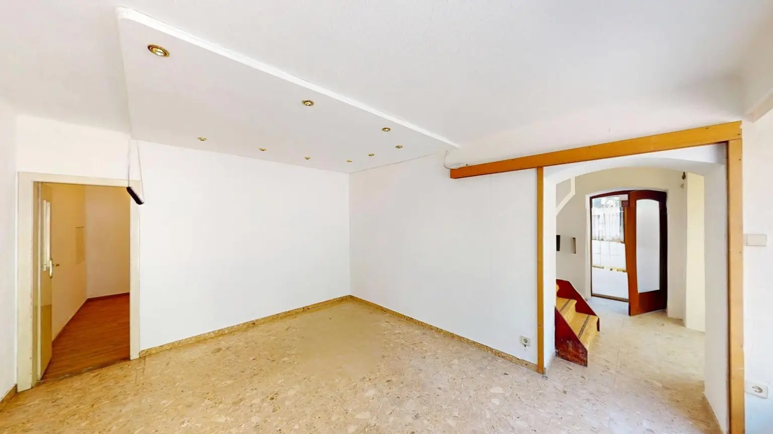 RARITÄT IN GABLITZ - GRUNDSTÜCK MIT ALTBESTAND IN BESTLAGE