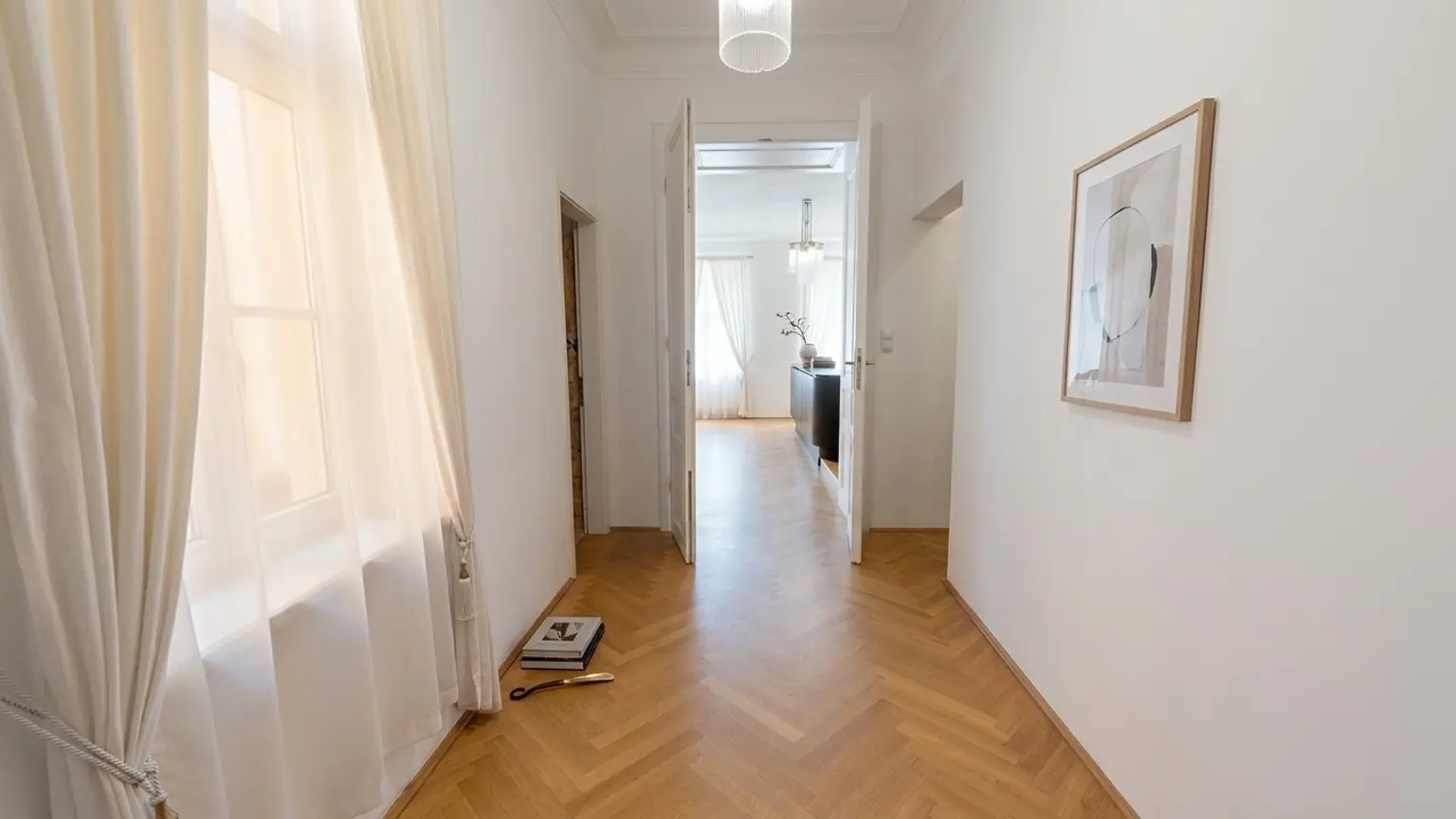 Stilvoller 4-Zimmer-Altbau mit hochwertiger Ausstattung beim Schweizergarten