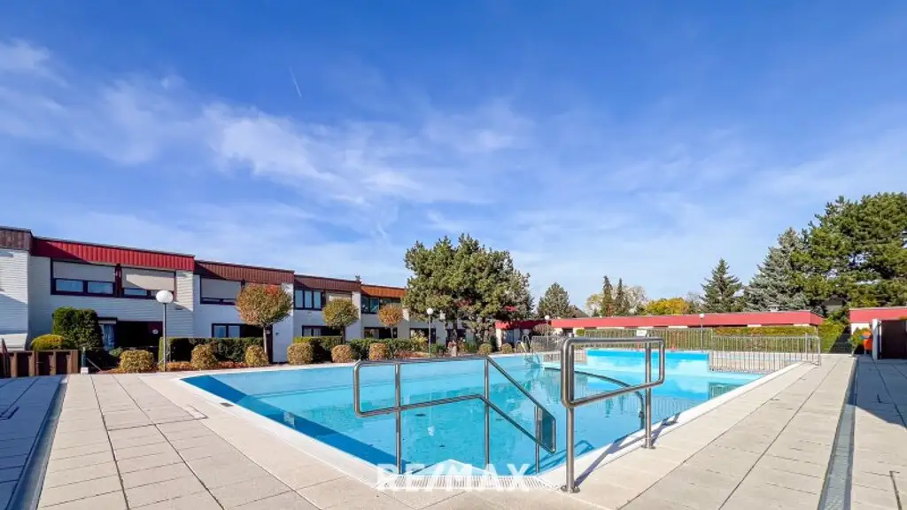 Bungalow - 4-Zimmer mit Pool und Sauna sowie privater Garten