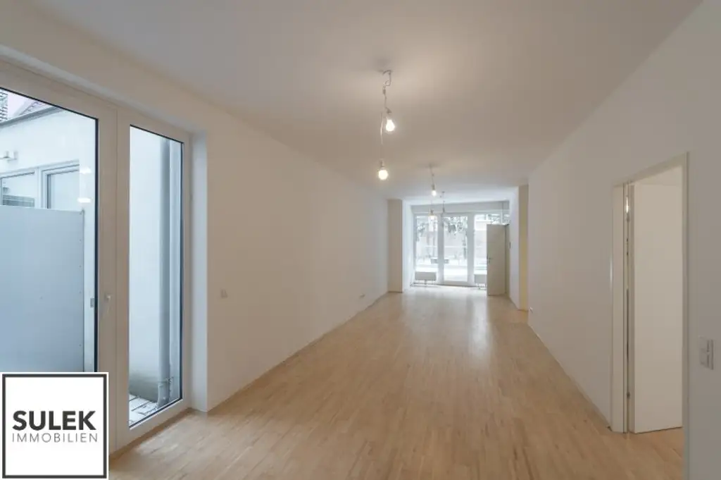 Gemütliche, ruhige 2-Zimmer Neubauwohnung mit Innenhof-Terrasse in beliebter Lage -nähe zur U6 & Mariahilfer Straße!