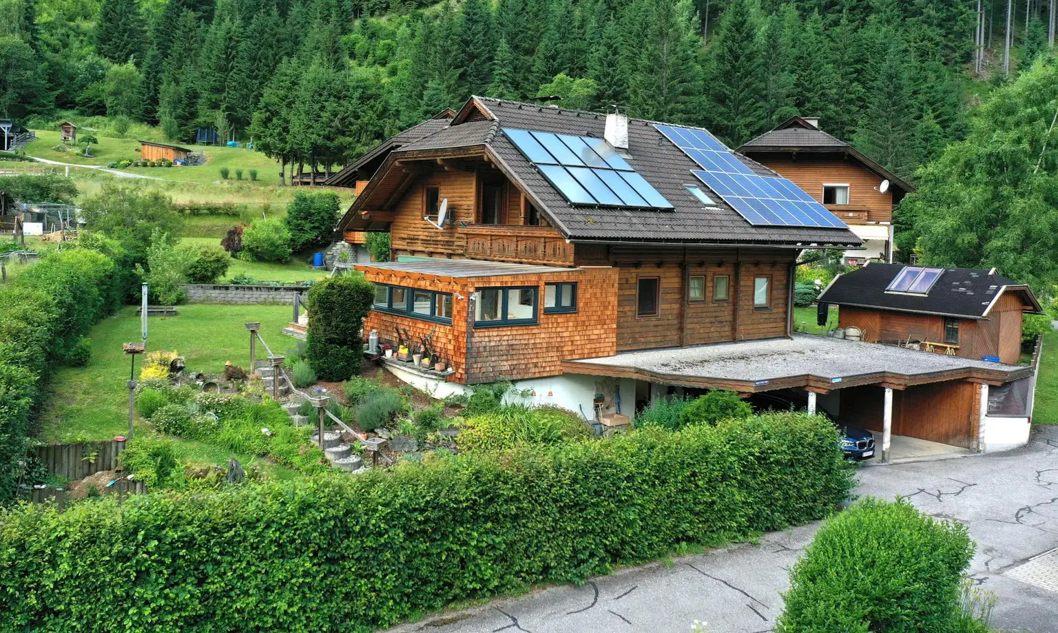 Landhaus mit Chalet-Charakter am Fuße der Turracher Höhe