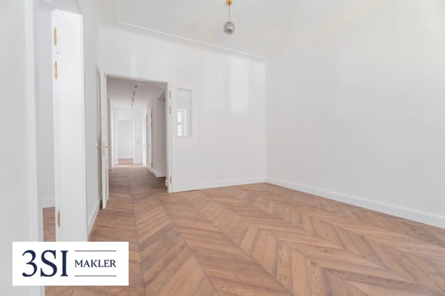 Attraktive 3-Zimmer-Stilaltbauwohnung mit Terrasse, Loggia und exklusivem Hofanteil