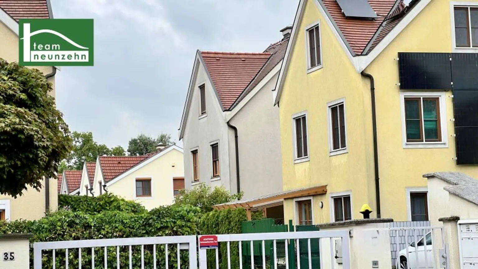 Großzügiges Reihenhaus auf 245m² Eigengrund - 173m² Wnfl., 5x Zimmer & zusätzlichem Keller von 63m².