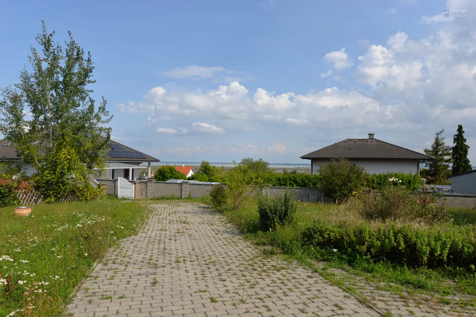 SE(H)ENSUCHT: SIEH DEN SEE!   EINFAMILIENHAUS IN MÖRBISCH MIT SEEBLICK, CARPORT & SOMMERKÜCHE