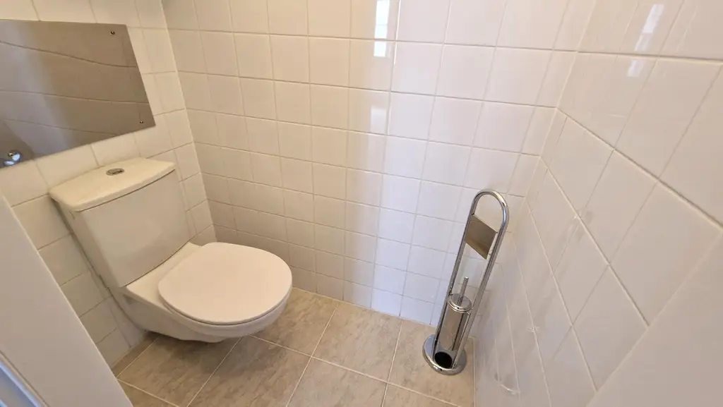 Stilvolle 2-Zimmer-Altbauwohnung im Zentrum – Erstbezug nach Generalsanierung!
