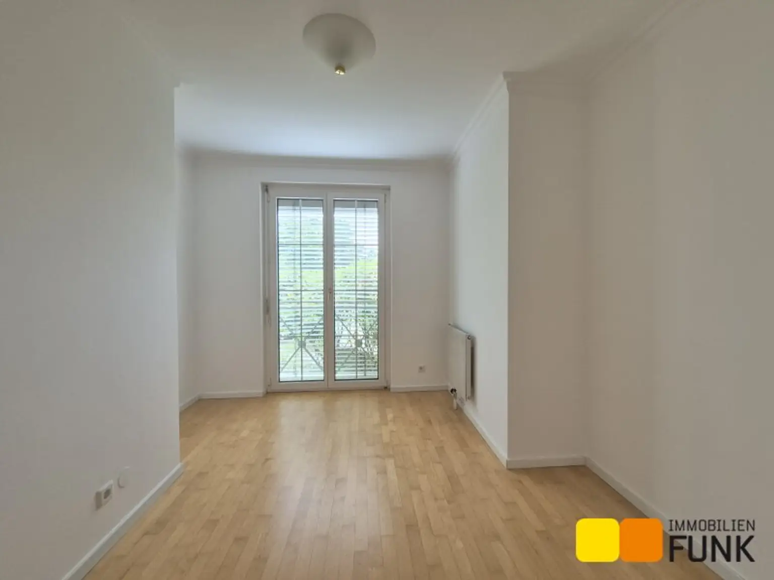 5-Zimmer Gartenwohnung mit 2-Zimmer-Einliegerwohnung