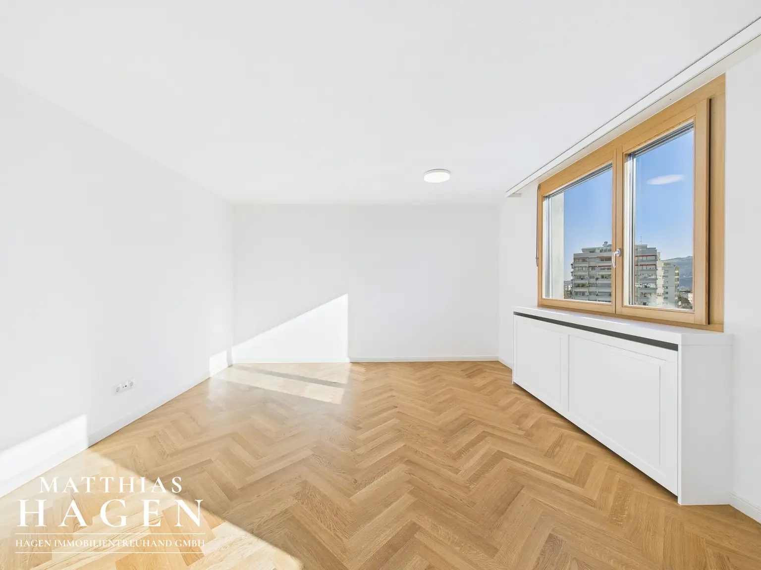 Zweitwohnsitz möglich: Neu renovierte 2 Zimmerwohnung mit Blick zum Bodensee