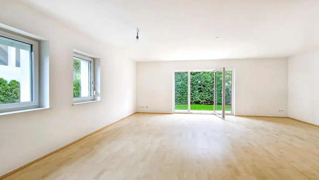 Niedrigenergie-Doppelhaushälfte in Mauer. 5 Zimmer, Terrasse, Garten und Autostellplatz