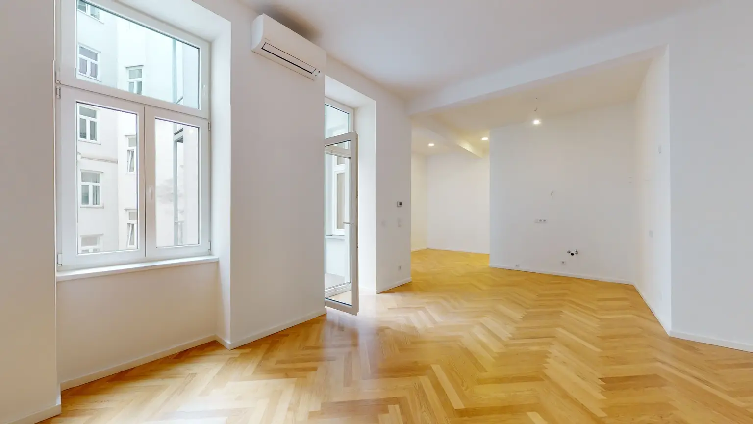 "Urban Oasis" - Erstbezug | 3-Zimmer Altbau | Balkon