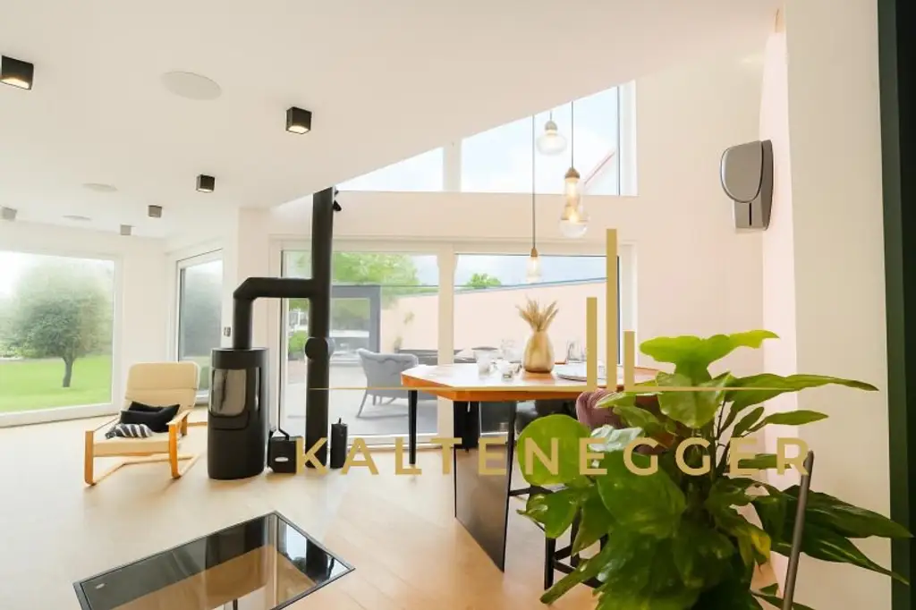 Luxuriöses Einfamilienhaus mit Pool in Kottingbrunn - hochwertig und modern