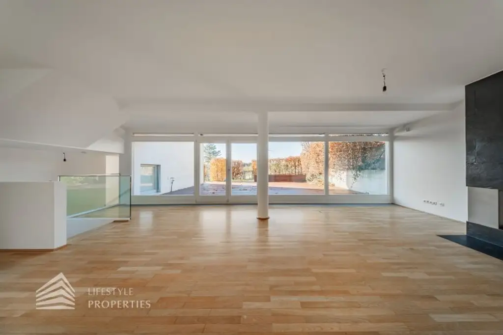 Wunderschöne 4 - Zimmer Wohnung mit Terrasse und Garten