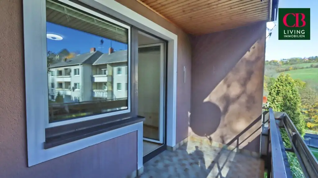 Familienfreundliche 3- Zimmerwohnung in schöner Grünruhelage!