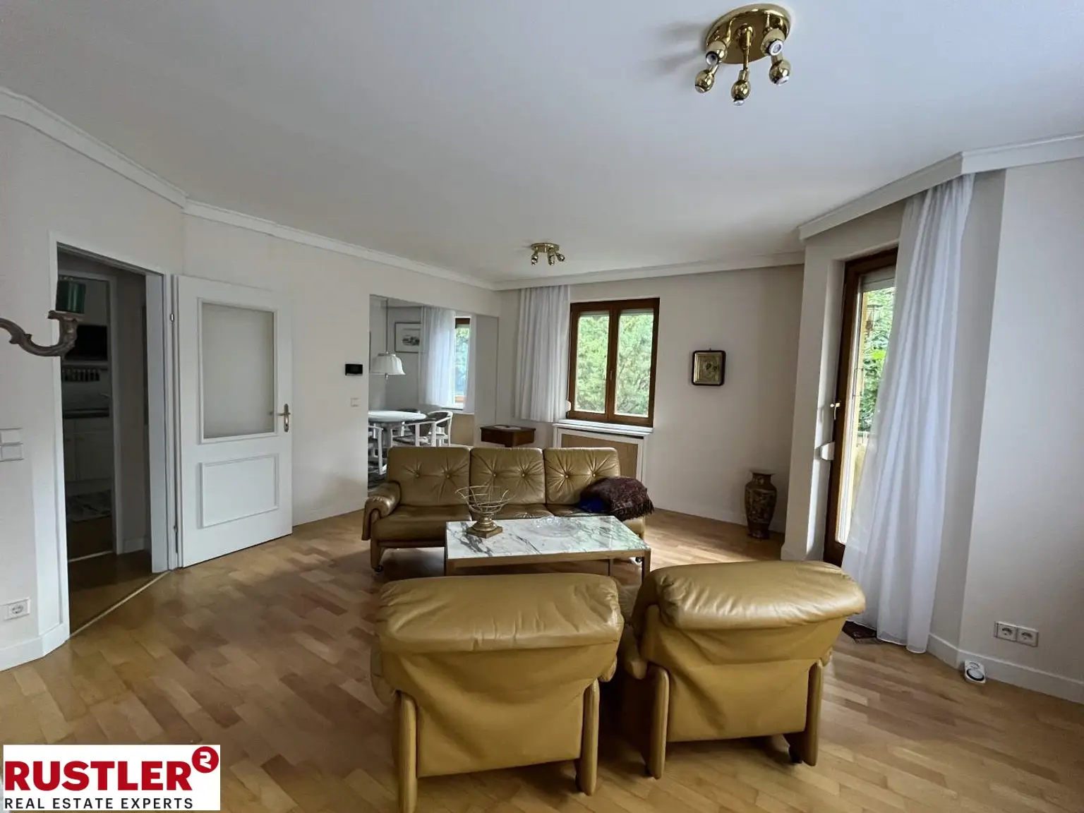 Großzügige 2 Zimmerwohnung mit Loggia