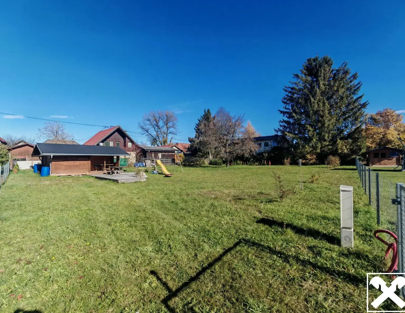 Lage mit Lebensqualität! Ruhig gelegenes Baugrundstück mit Gartenhütte Nähe Gösselsdorfer See