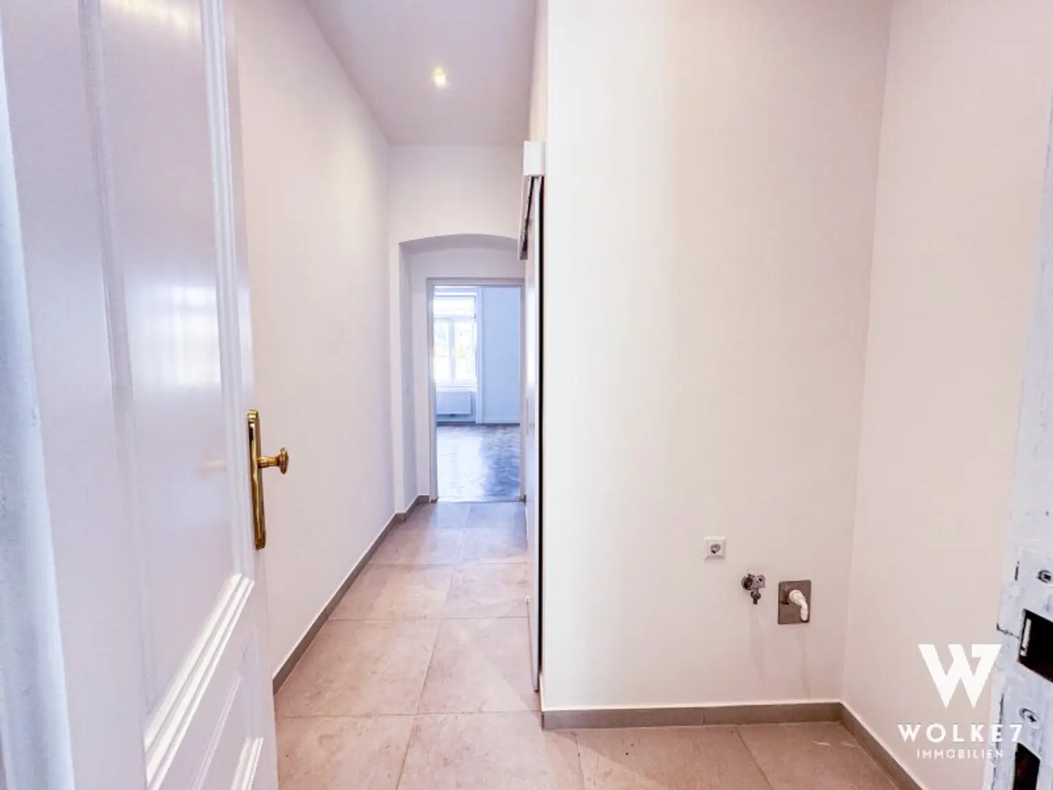 Exklusiver Erstbezug nach Sanierung: 1-Zimmer-Wohnung mit Wohlfühlcharme!