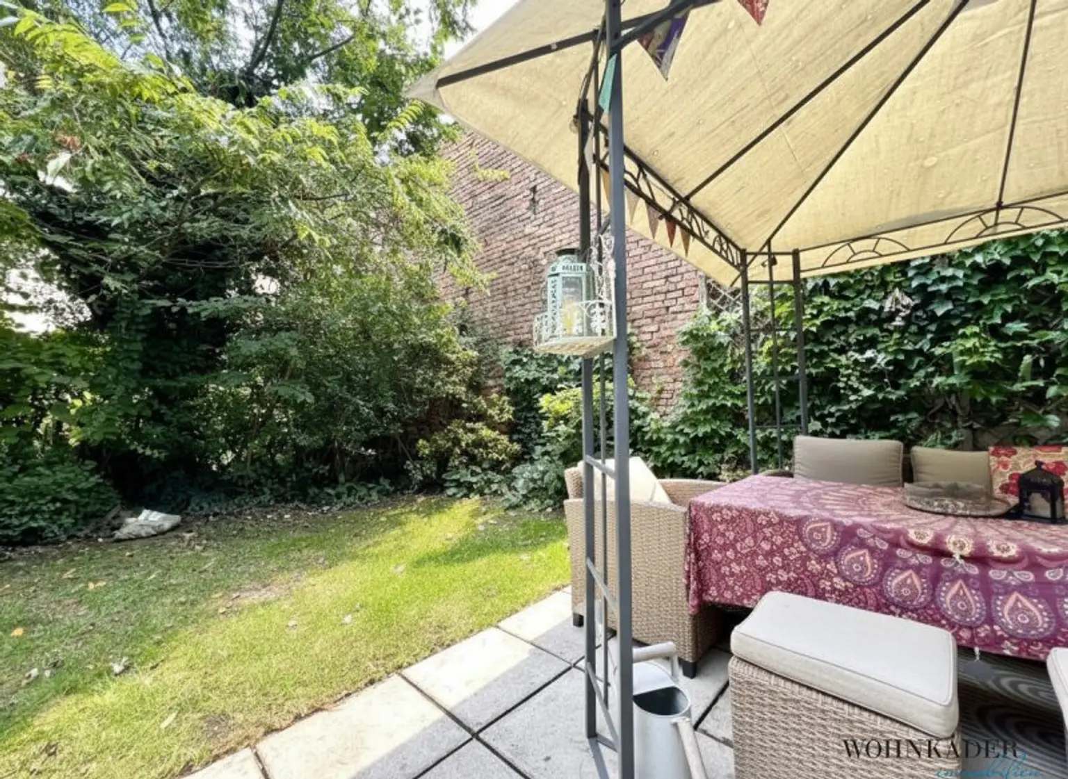 Großzügige 2-Zimmer-Gartenwohnung – ein Ruhepol mit 80 m² Außenfläche