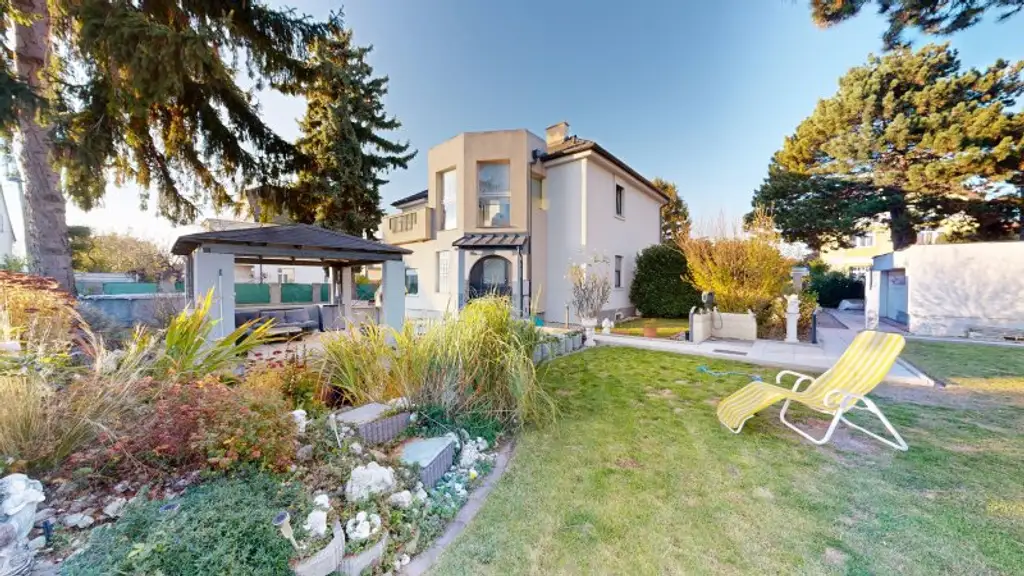 Gemütliches Haus mit Garten und Pool in ruhiger Wohngegend Wiens