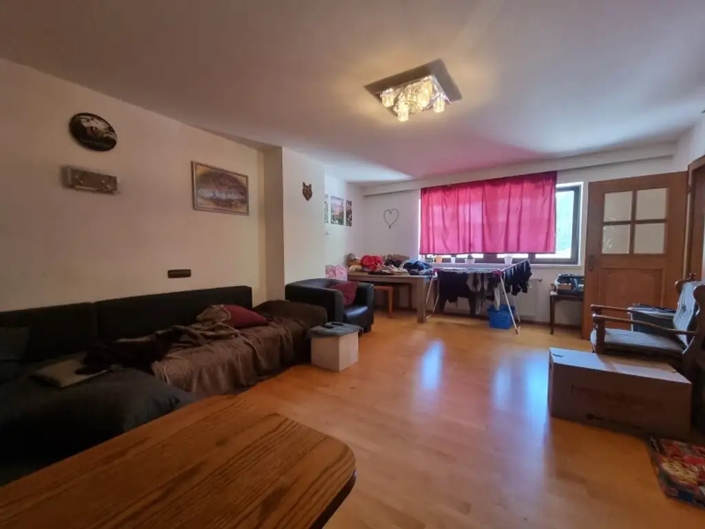 Geräumiges Familienhaus in wunderschöner Lage!