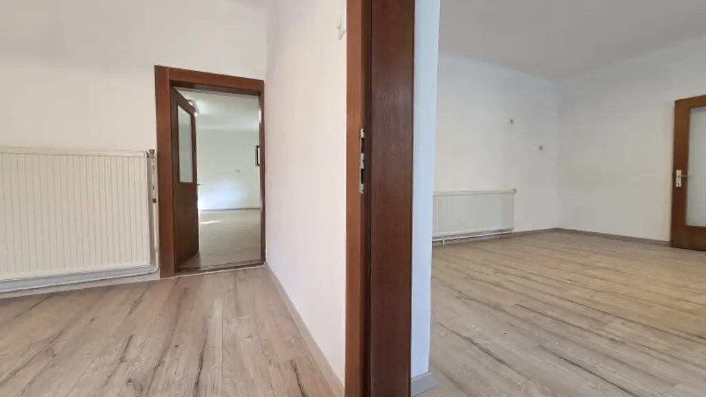 Ein/Zweifamilienhaus * teilweise renoviert * direkt am Wald gelegen * Ruhelage