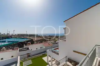 Apartament-La-Caleta-Views-Tenerife-2