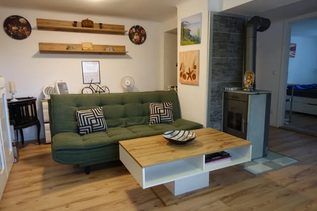 Wohnung in Einfamilienhaus mit Garten zu mieten