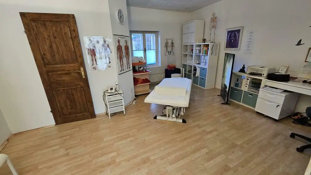**Honorarfrei** Top Geschäftslokal mit Portal ** unmittelbare Nähe zum Hauptplatz Feldbach **