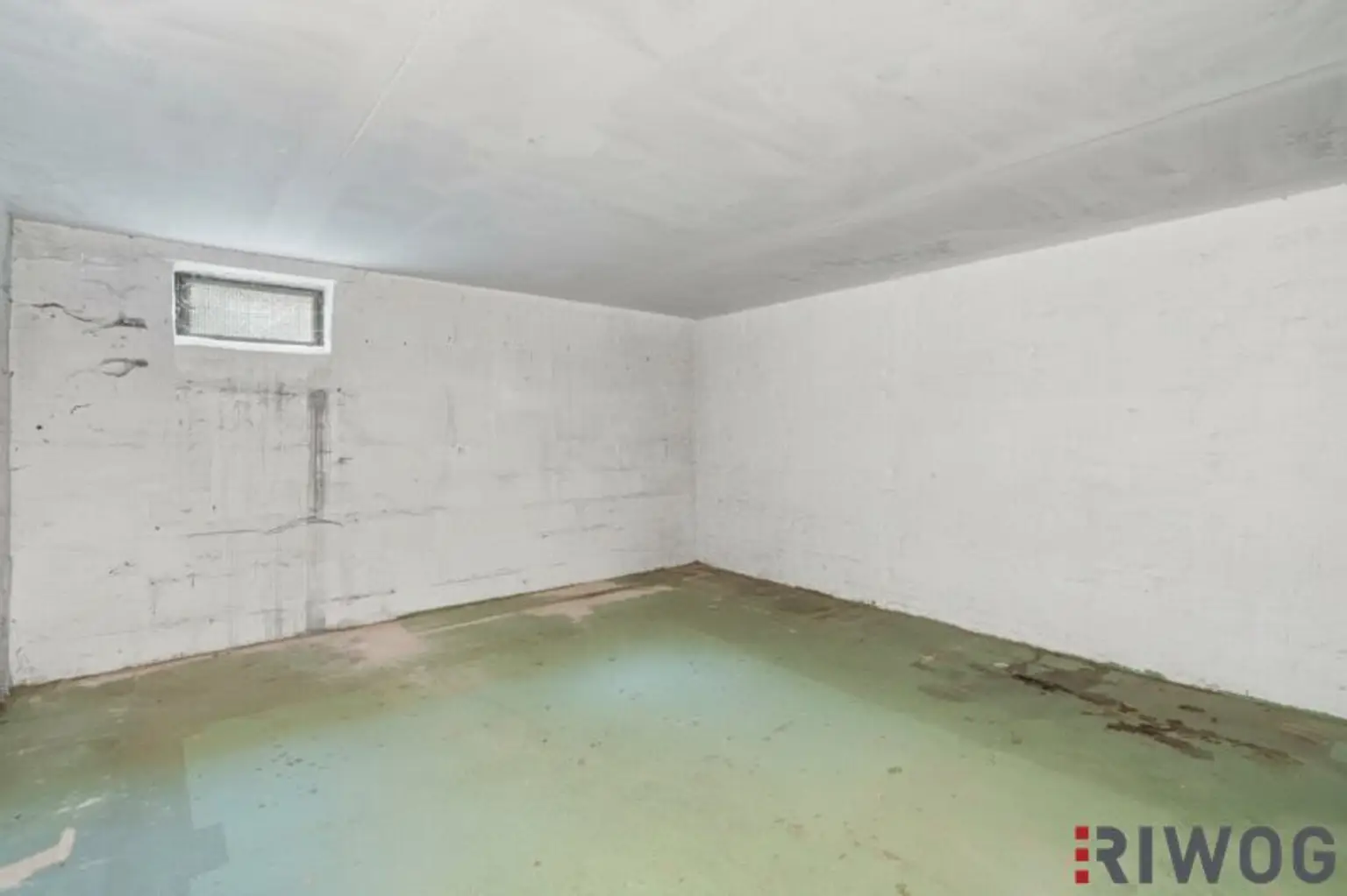 4 Zimmer - Loggia - Stellplatz - Top Infrastruktur- Ruhelage nahe dem Maurer Berg