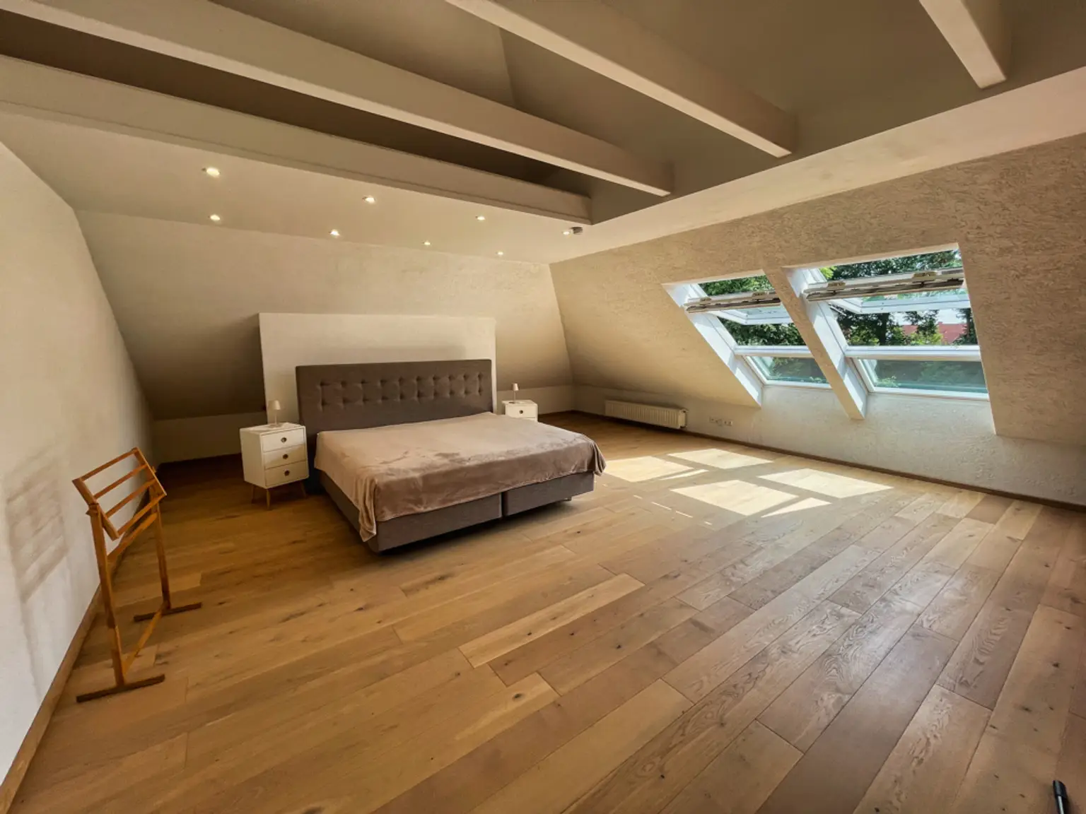 Zuhause mit Wow-Effekt! Zweifamilienhaus in Top-Lage von Cloppenburg!