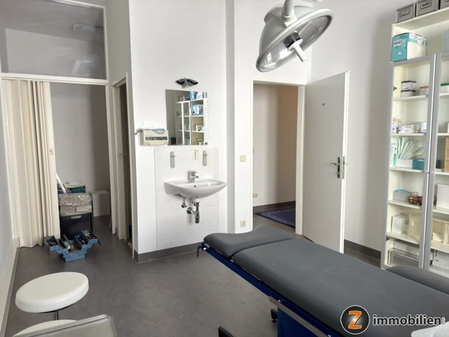 Gesundheitszentrum Oberwart: Großzügige Arztpraxis/Büroräumlichkeiten