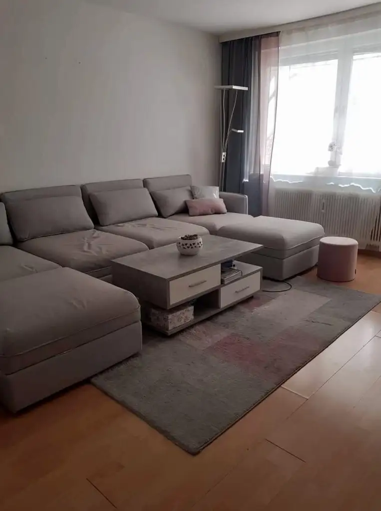 GARCONNIERE MIT LOGGIA NÄHE LAXENBURGERSTRASSE/ SOFORT TERMIN AUSMACHEN
