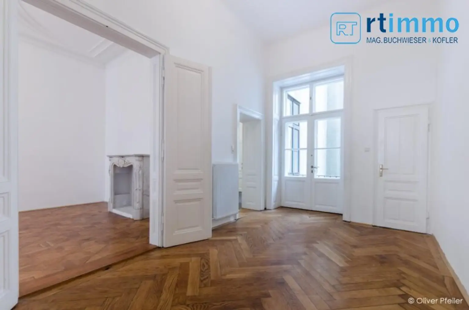 REPRÄSENTATIVE KLASSISCHE BEL ETAGE WOHNUNG IM BOTSCHAFTSVIERTEL