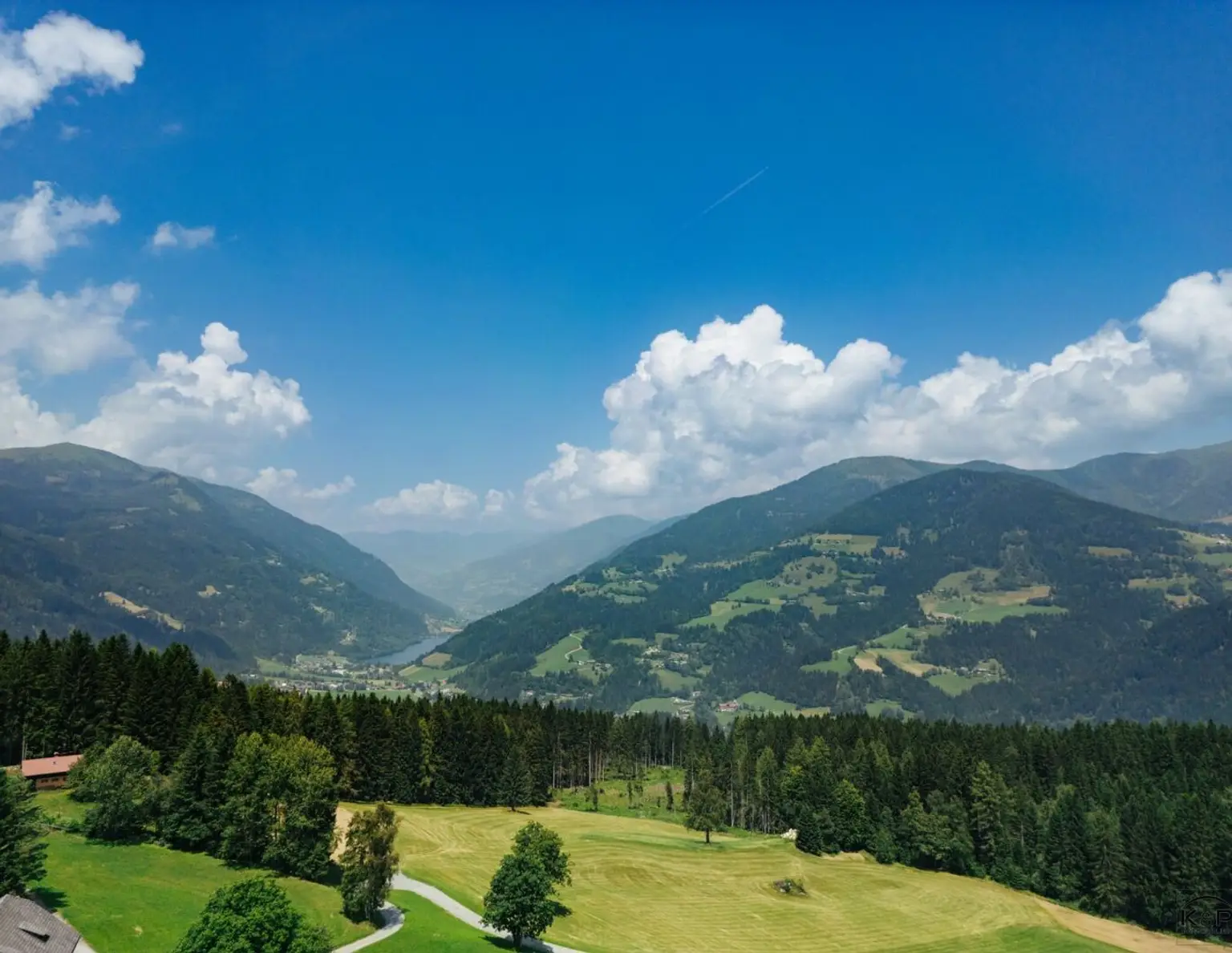 Alpines Refugium mit Weitblick - Exklusives Anwesen mit Chalet und vier Tiny Houses in den Kärntner Nockbergen
