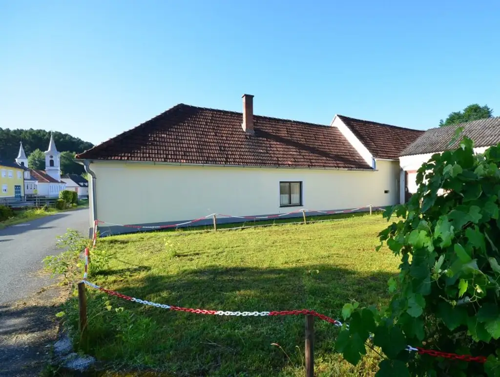 EINFAMILIENHAUS - ehemaliges BAUERNHAUS im Ortsverbund