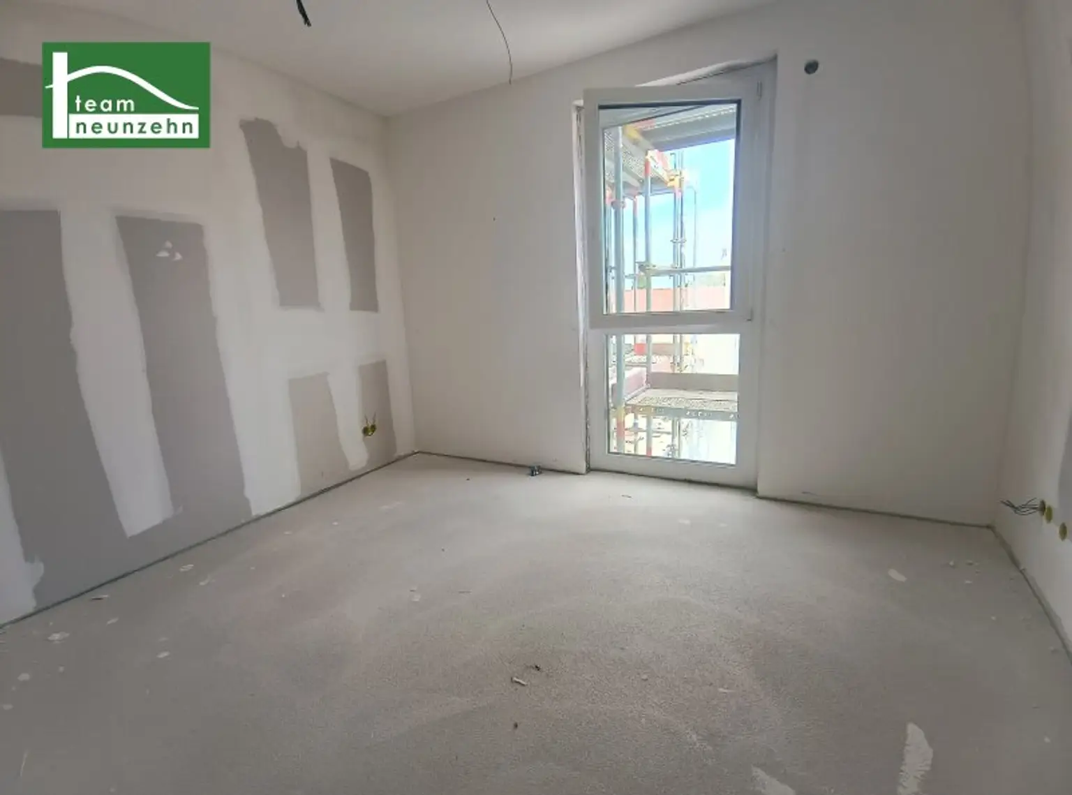 Geräumige Traumwohnung im Dachgeschoss - 2 Bäder - Klimaanlage und elektrische Raffstore -FLORIANI – Quartier am Tullnerfeld
