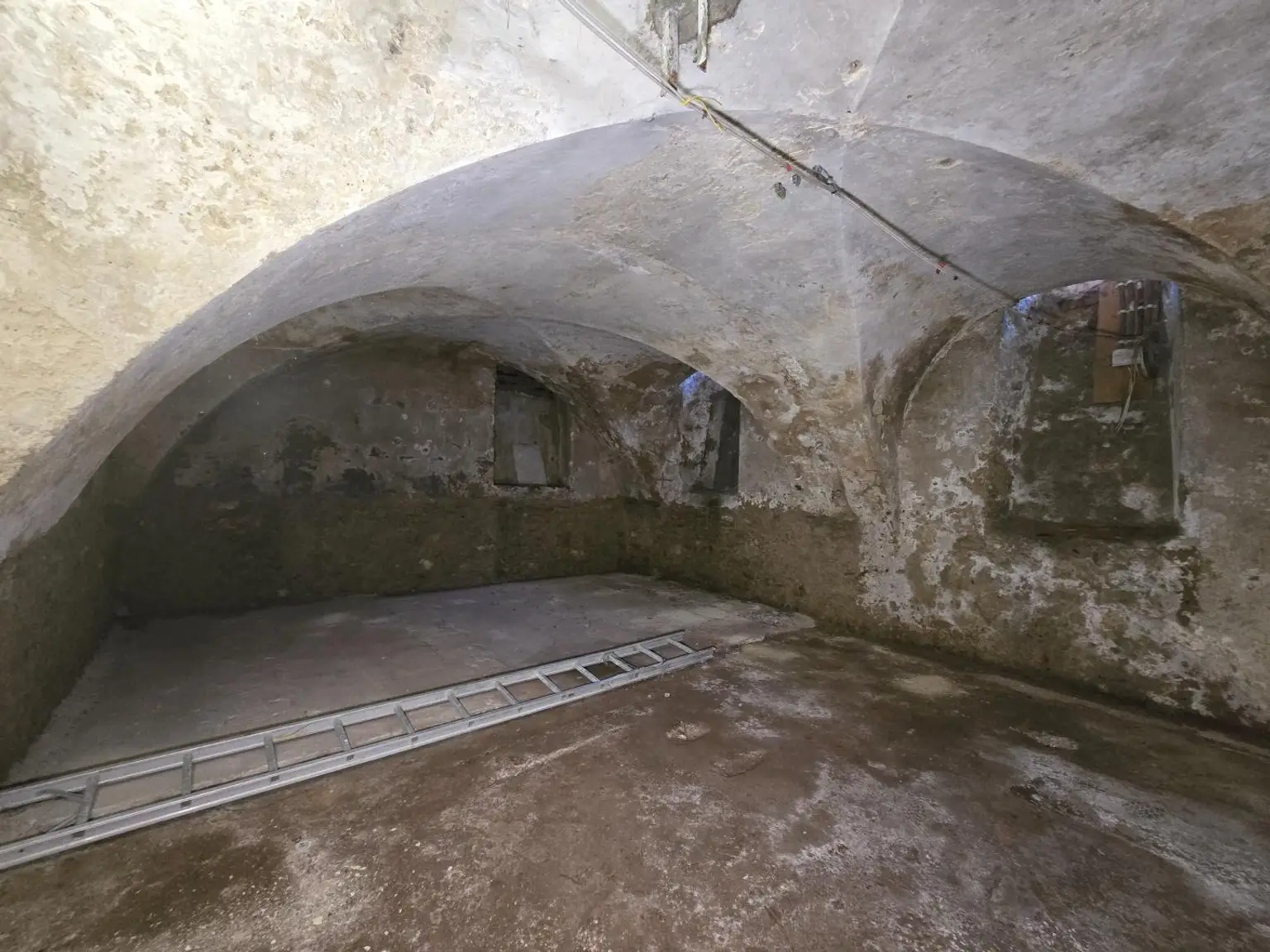 Gewölbe im Weinkeller