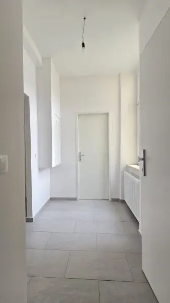 Erstbezug 2 Zimmer, Lichtdurchflutete Räumlichkeiten