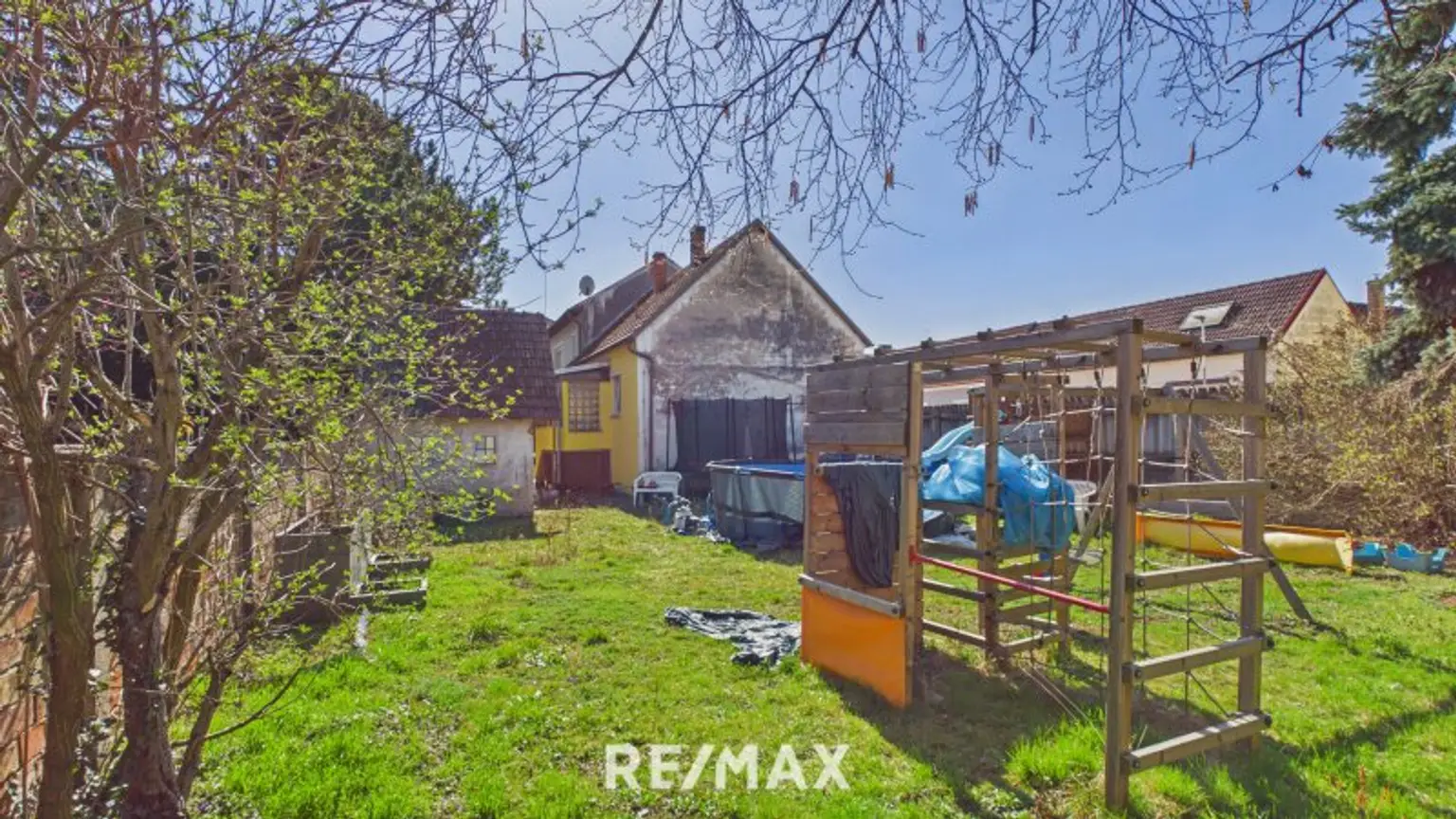 Vielseitige Gewerbe- & Wohnimmobilie! Raum für Ideen, Visionen & neue Perspektiven!