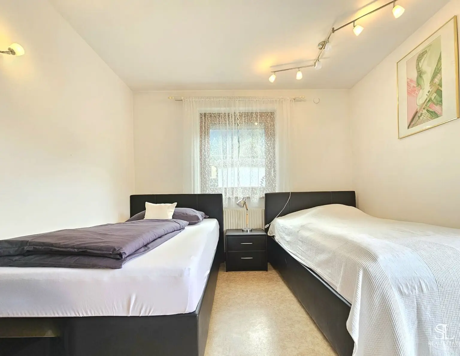 Helle 3-Zimmer-Wohnung mit Balkon und Bergblick