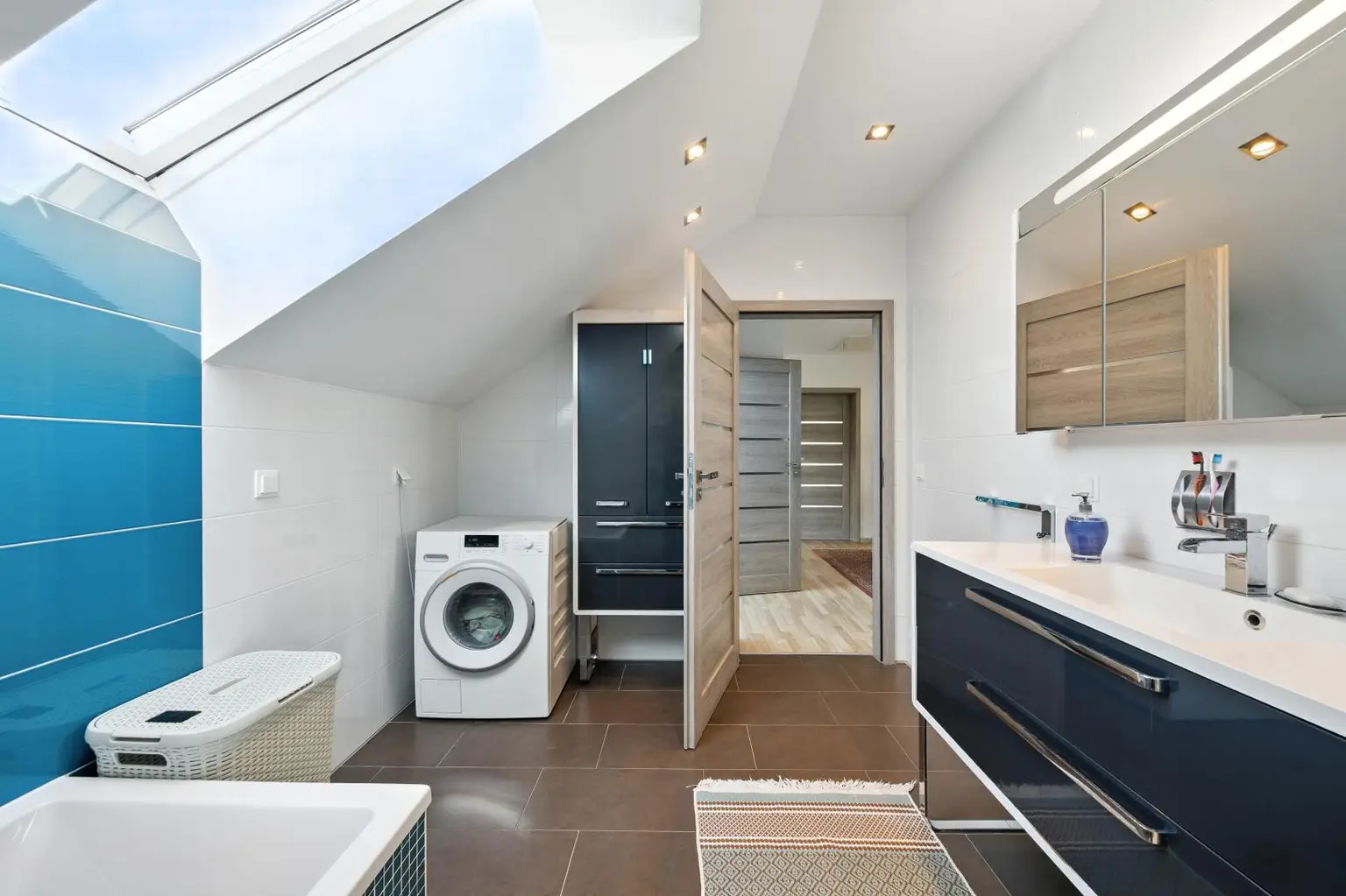 Exklusives Wohnerlebnis: Hochwertiges Zuhause auf 1300 m² Eigengrund am Wiener Stadtrand!