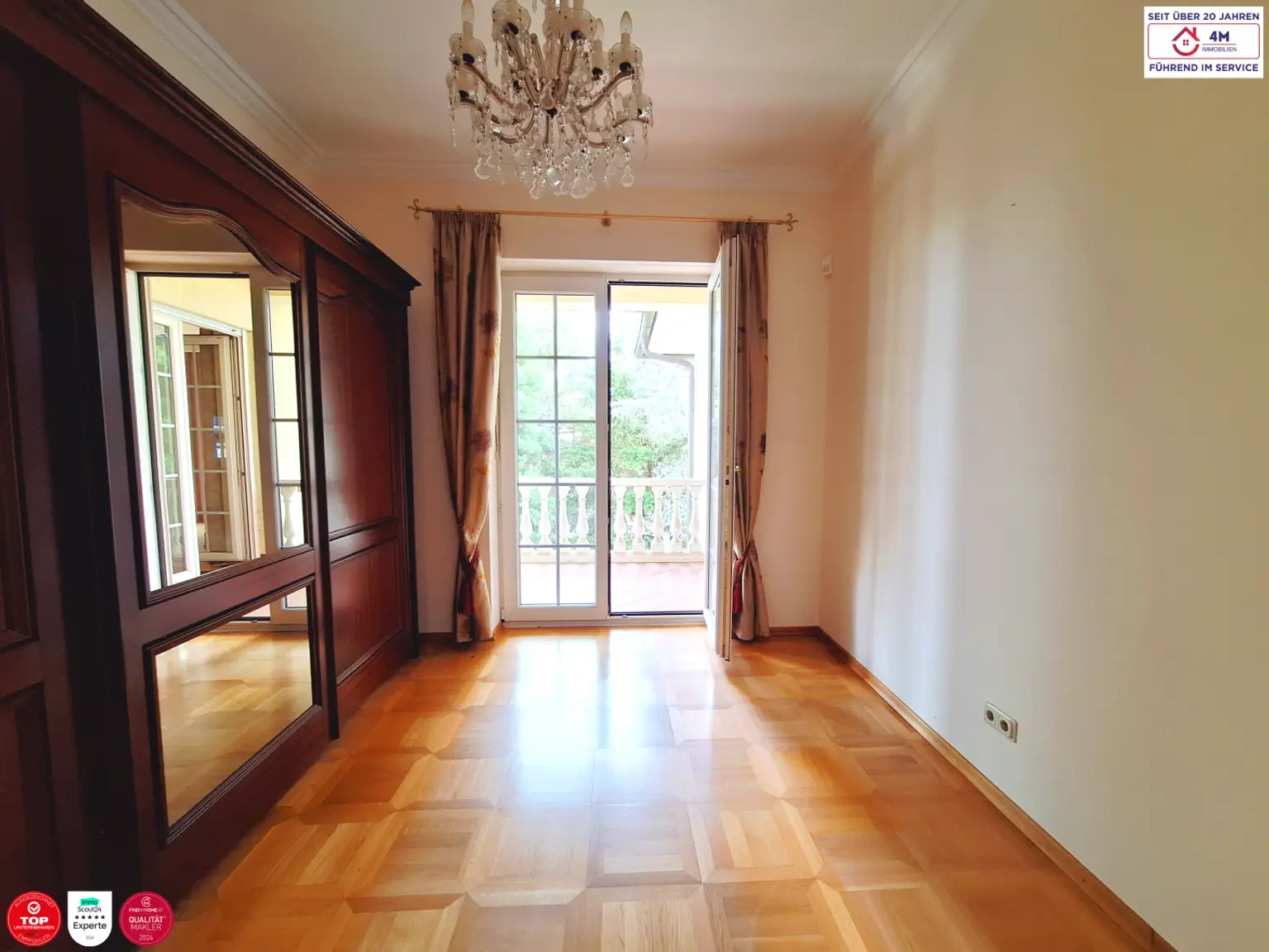 🏡Charmante Villa am Ölberg mit Blick auf das Stift Klosterneuburg & ca. 1450m2 großem Garten