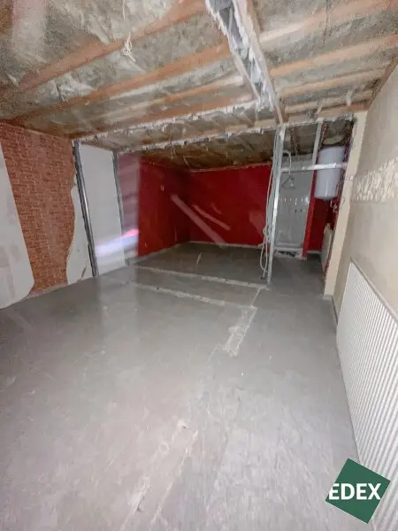 Großes Souterrain in guter Lage