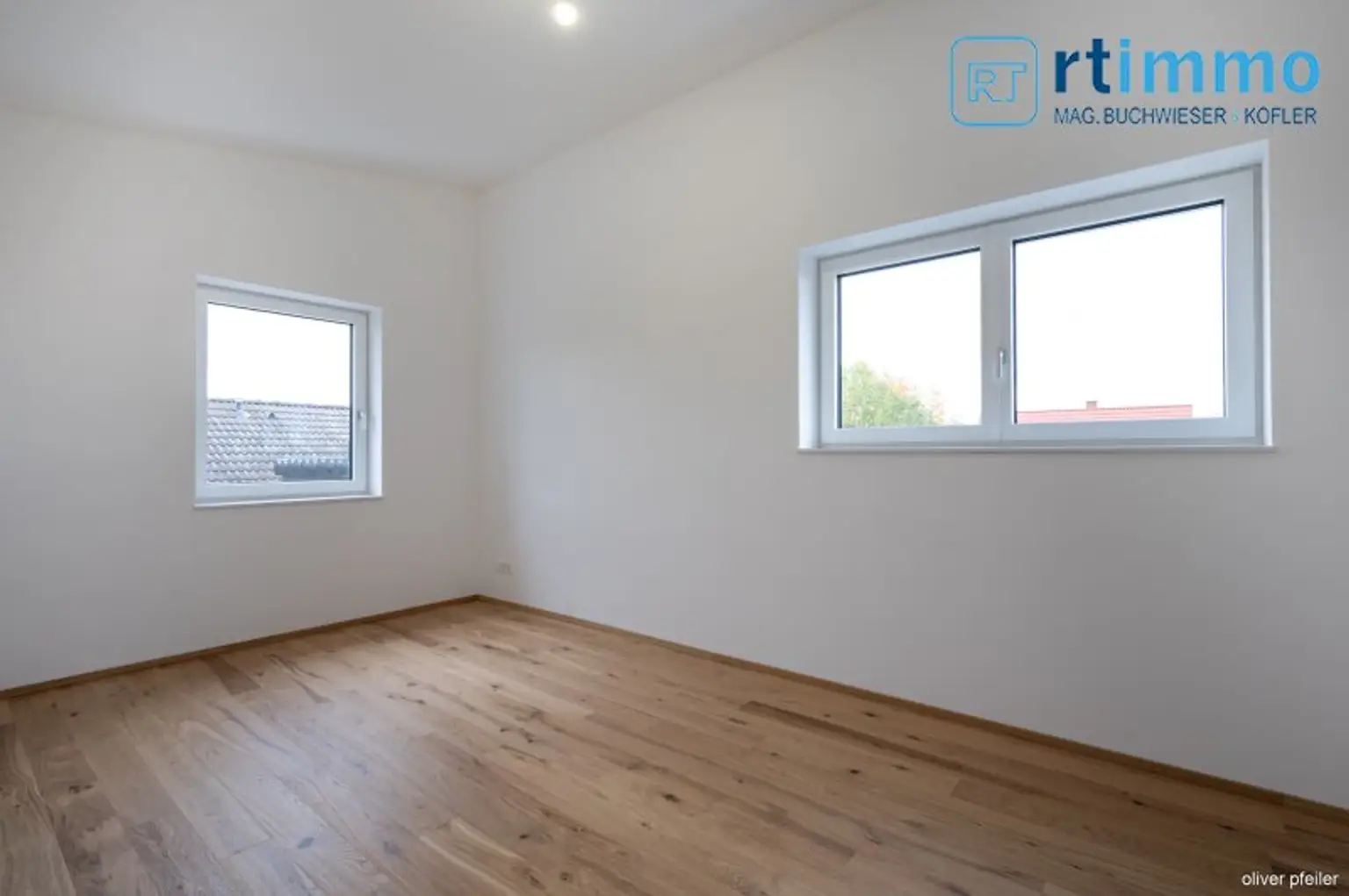 GEMÜTLICH, MODERN, ENERGIEEFFIZIENT:  Fünf 2 Zimmer- Mietwohnungen mit Außenflächen warten auf Sie!