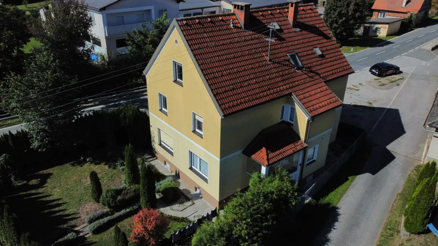 Großes Haus mit 4 Schlafzimmern Nähe Wolfsberg!